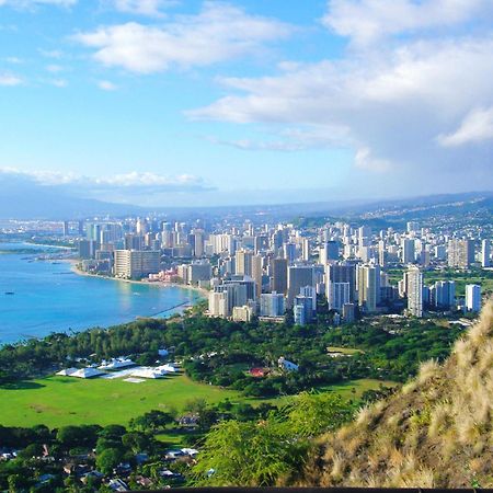 Newly Renovated 2 Bedroom Condo, 1 Block To Waikiki Beach, Free Parking Honolulu Luaran gambar
