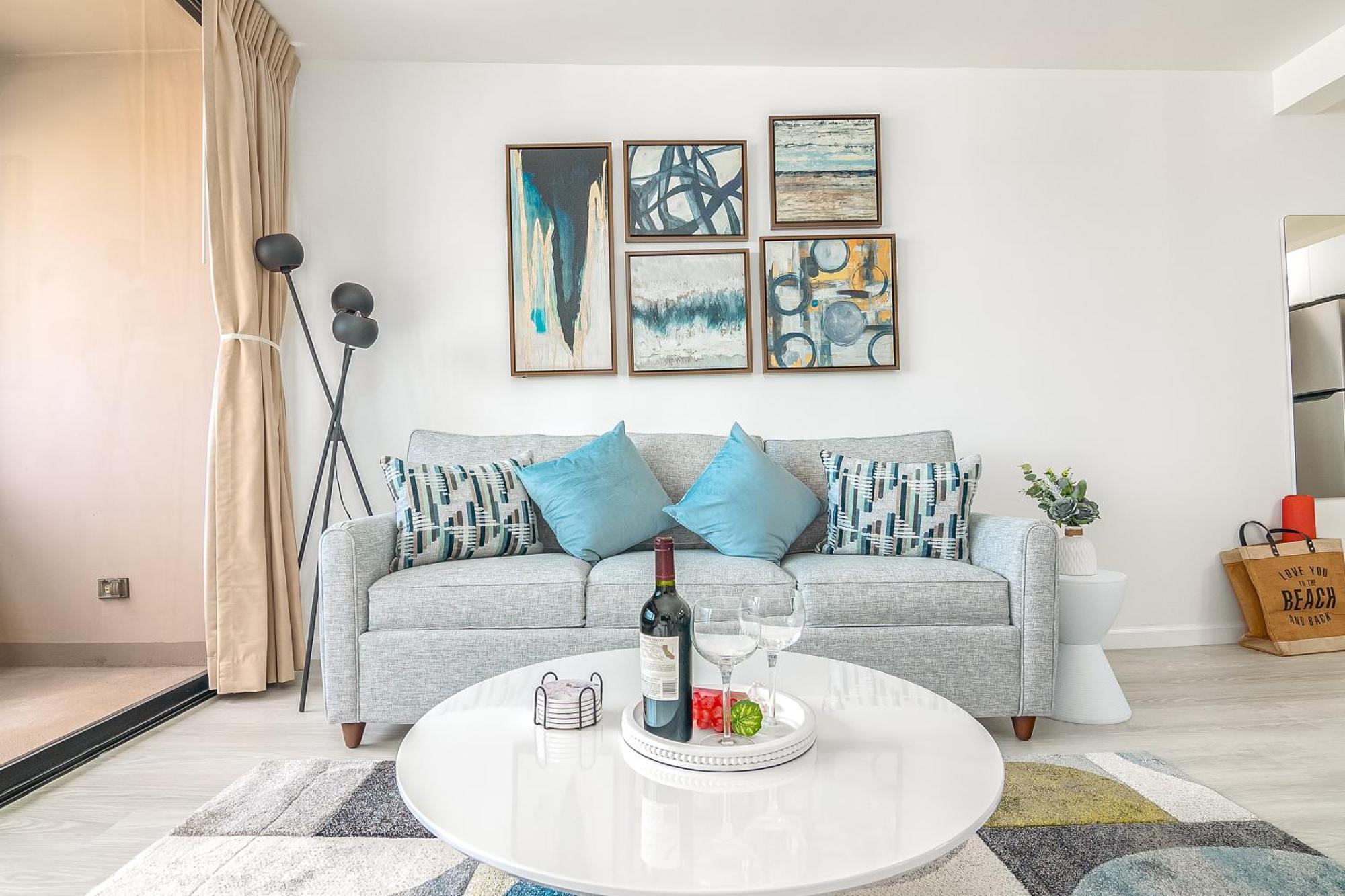 Newly Renovated 2 Bedroom Condo, 1 Block To Waikiki Beach, Free Parking Honolulu Luaran gambar