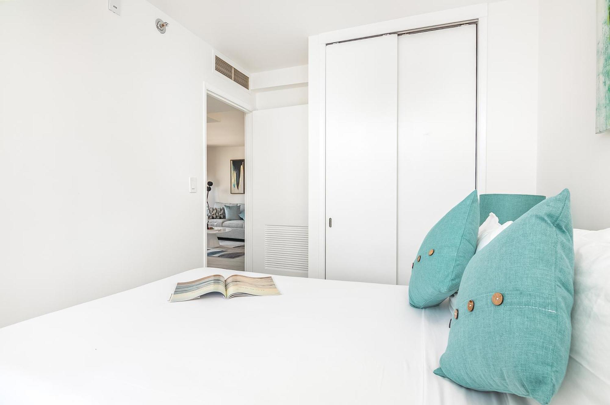 Newly Renovated 2 Bedroom Condo, 1 Block To Waikiki Beach, Free Parking Honolulu Luaran gambar