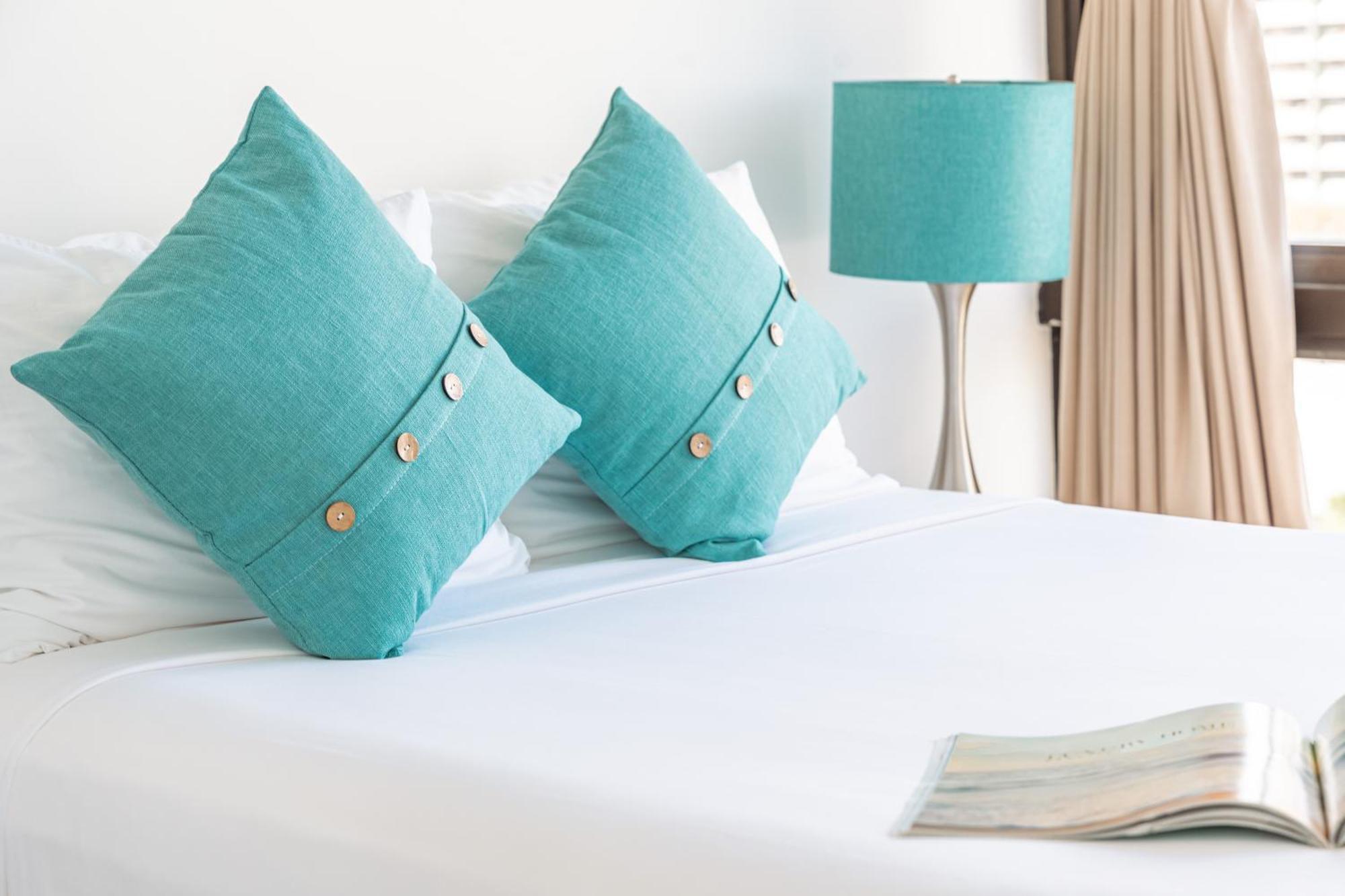 Newly Renovated 2 Bedroom Condo, 1 Block To Waikiki Beach, Free Parking Honolulu Luaran gambar