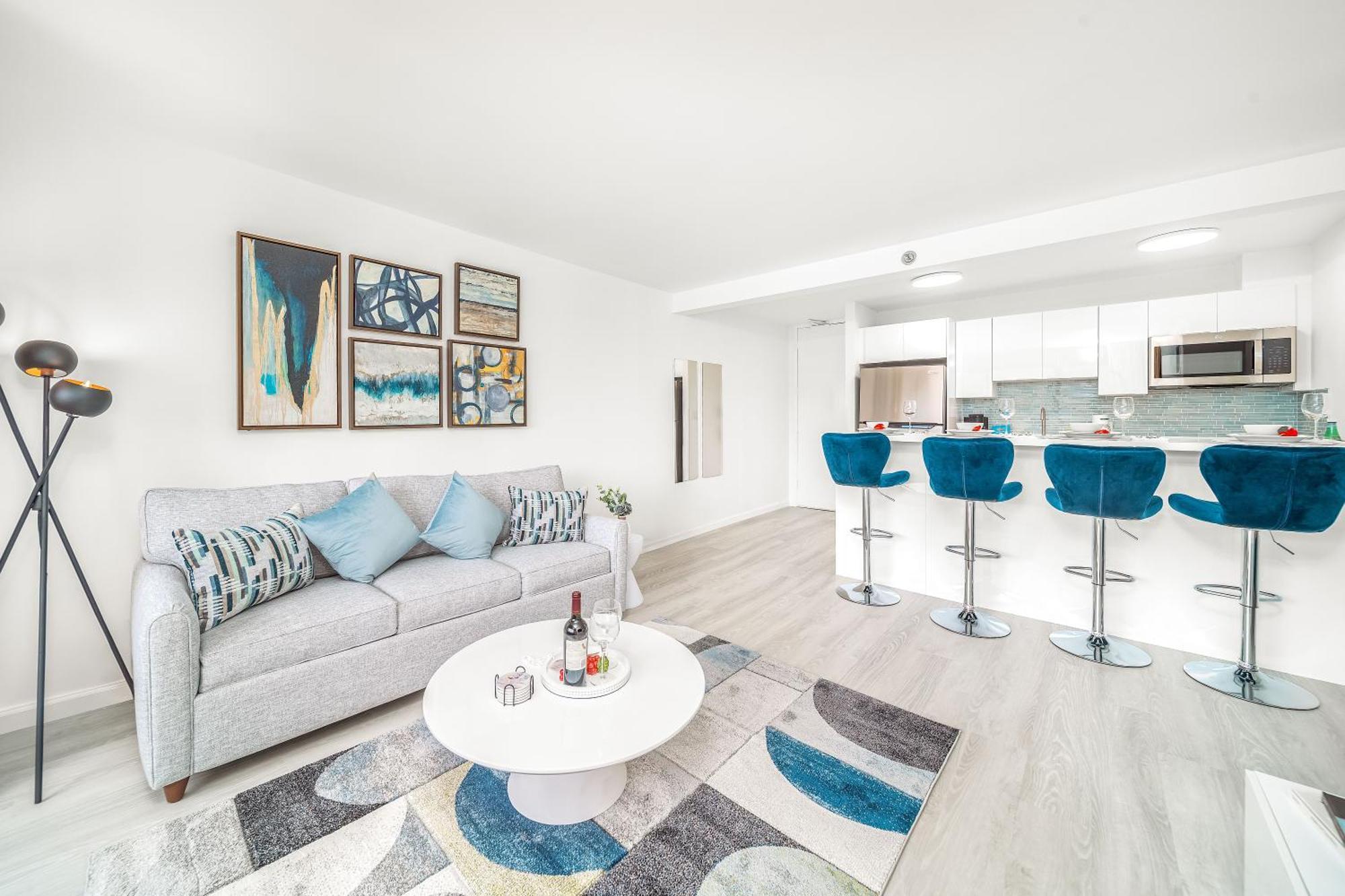 Newly Renovated 2 Bedroom Condo, 1 Block To Waikiki Beach, Free Parking Honolulu Luaran gambar