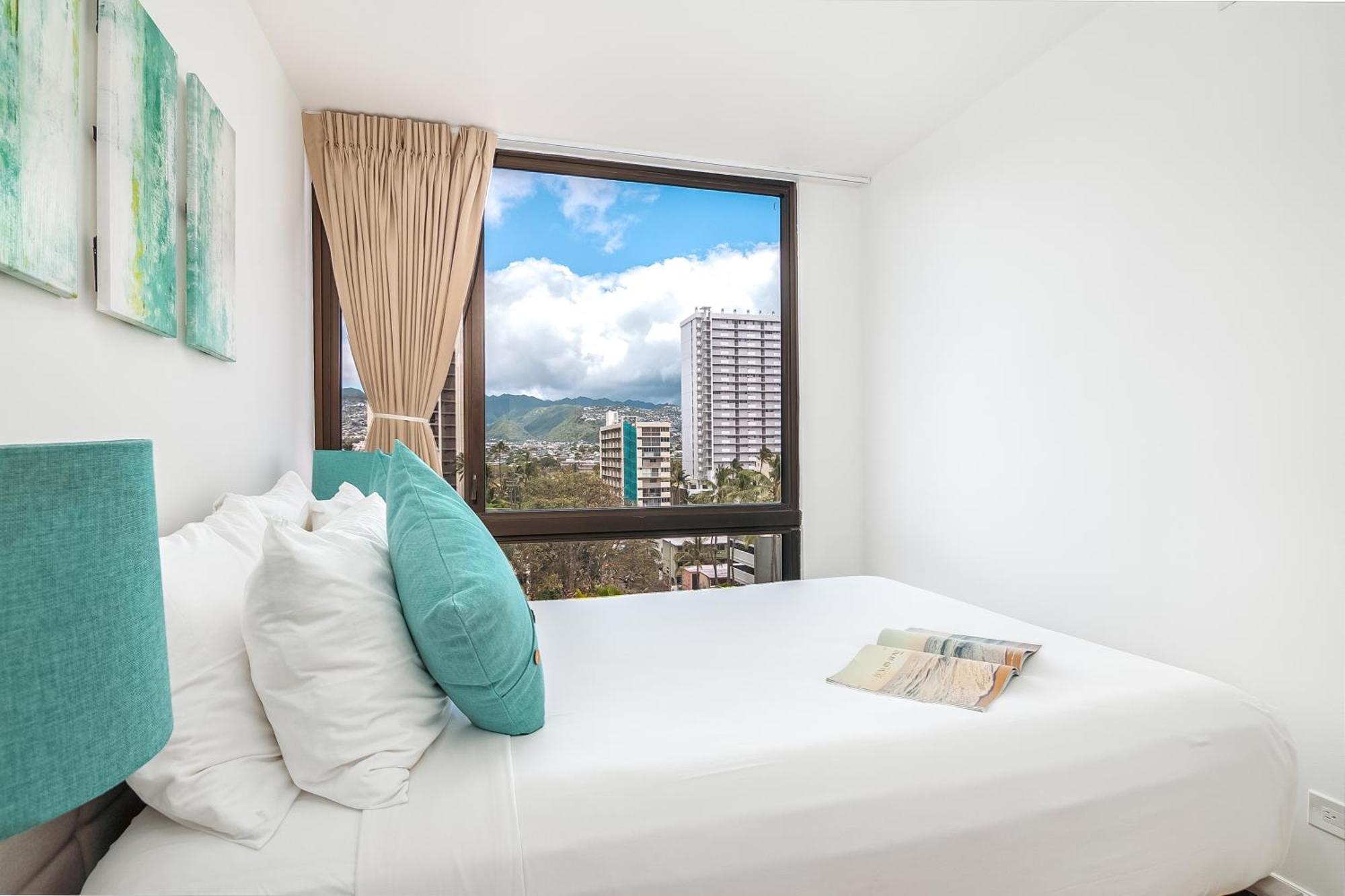 Newly Renovated 2 Bedroom Condo, 1 Block To Waikiki Beach, Free Parking Honolulu Luaran gambar