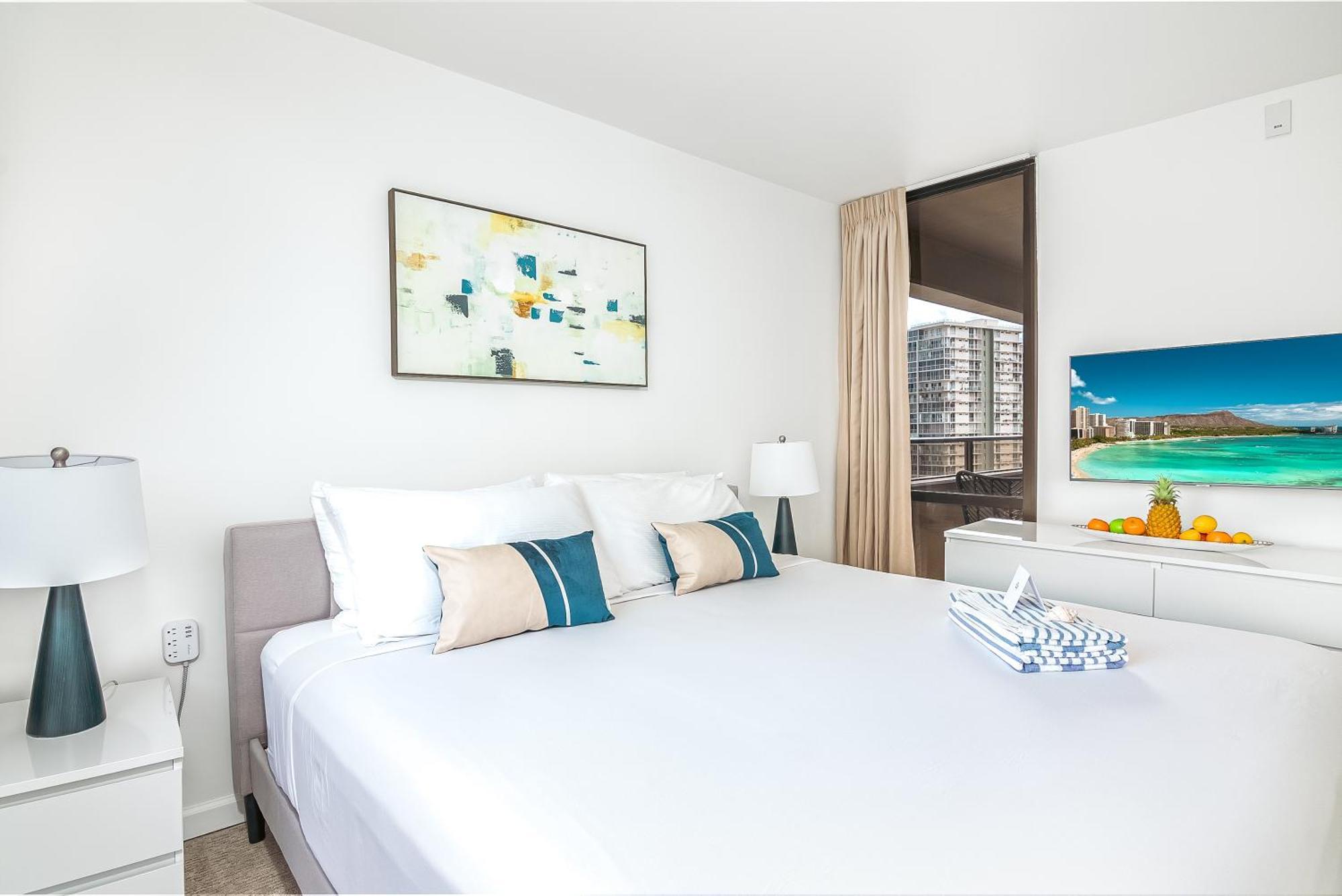 Newly Renovated 2 Bedroom Condo, 1 Block To Waikiki Beach, Free Parking Honolulu Luaran gambar